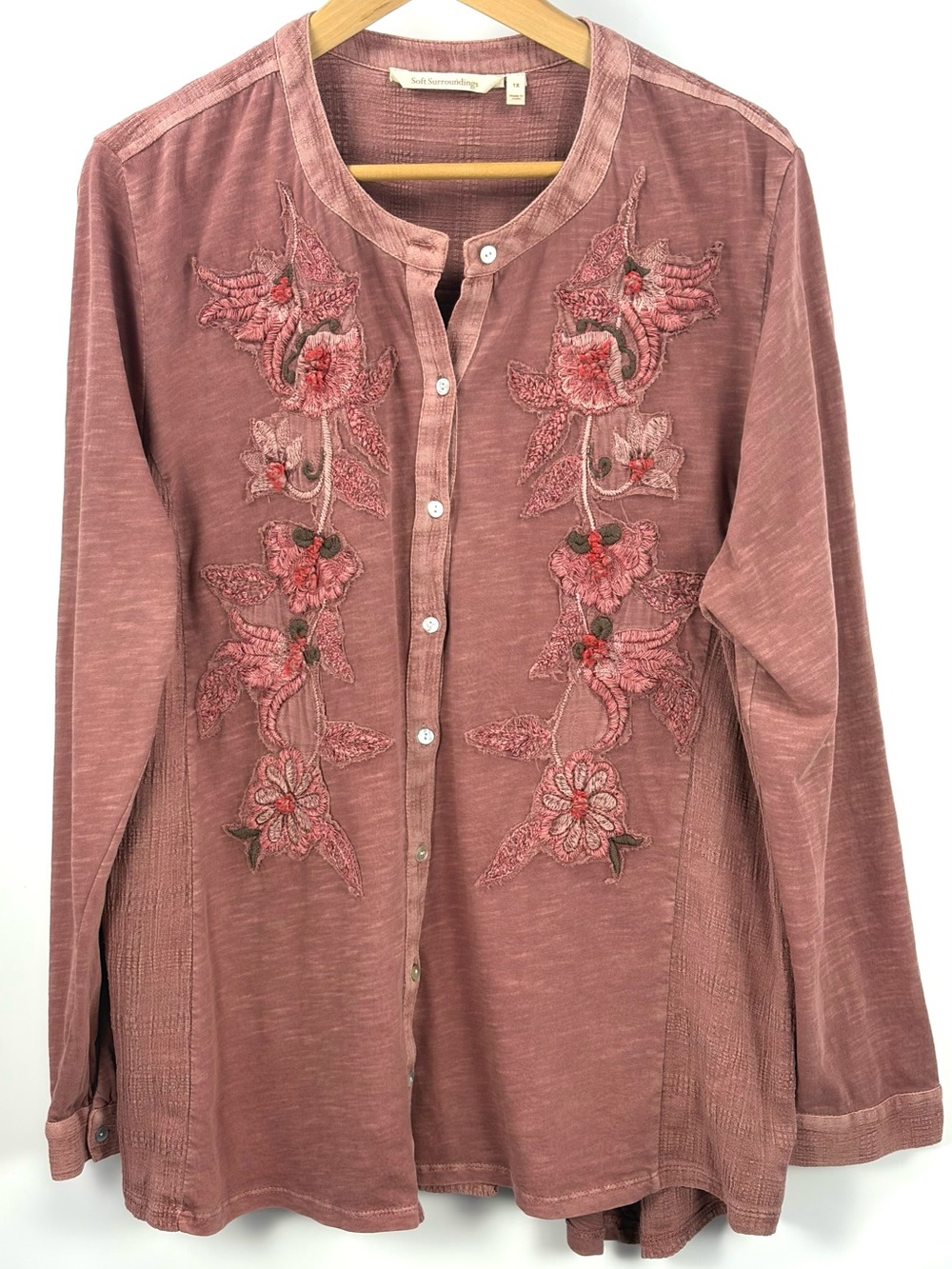 Soft Surroundings 1X Embroidered Floral Tunic Top Mauve Pink Boho Button Front P